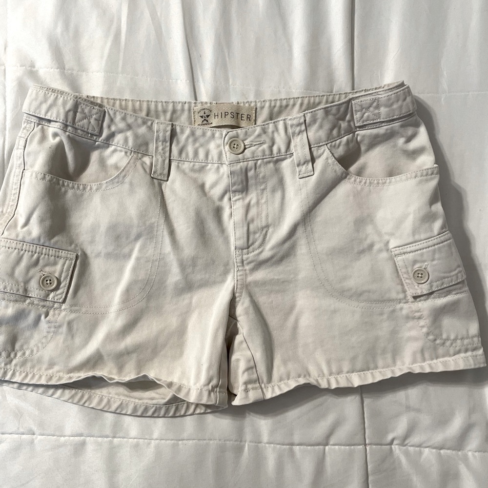 Authentic Jeanswear size 5 cream-colored cotton shorts